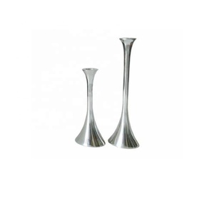Candelabros de aluminio de Pilar martillado moderno, candelabro de decoración modernista de aluminio fundido sólido, candelabro para el hogar - Product Image 2