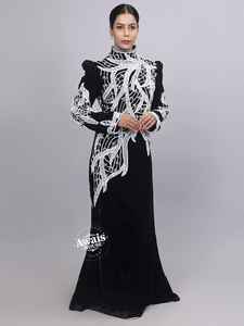 Robe Abaya importée en velours, ornée de perles et de cristaux, unie, longue jusqu'au sol, à manches longues, modeste, simple, silhouette trapèze, avec soutien-gorge intégré - Product Image 2