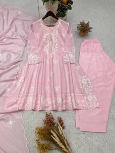 Ensemble Kurta et pantalon en mousseline de soie H.O.Silk brodée rose pour femmes, avec dupatta, style traditionnel indien pakistanais, pour mariage, séchage rapide - Product Image 4