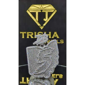 Colgante de Personajes y Números con Incrustaciones de Diamantes Moissanite VVS de Alta Calidad Premium con Plata de Ley 925 por Trisha Jewels - Product Image 1