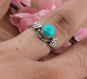 Bague solitaire classique bohème délicate en argent sterling 925 sertie de turquoise taille brillant, faite à la main, certifiée pour mariage et fête - Product Image 4