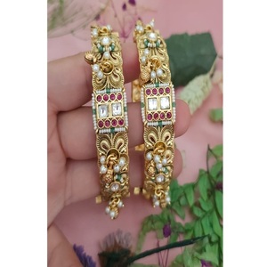 Bracelet en laiton plaqué or de qualité supérieure, serti de moissanite, magnifique, pour femmes et jeunes filles, collection pour mariage. - Product Image 1
