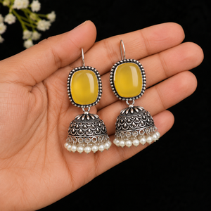 Pendientes Colgantes Jhumka de Bollywood con Cristales y Piedra Amarilla, Bañados en Plata Oxidada, Estilo Étnico, para Mujer, Venta al por Mayor - Product Image 4