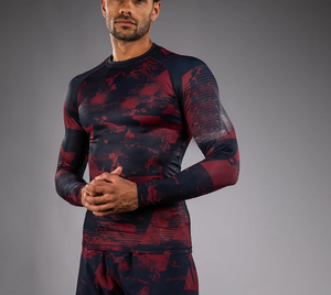 Ensemble d'entraînement MMA pour hommes à manches courtes, Rashguard, pour le fitness, la lutte et le combat, personnalisable, vente en gros - Product Image 1