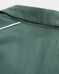 Chaqueta de invierno impermeable y cortavientos para hombre, diseñada para actividades al aire libre bajo la lluvia, nieve, temperaturas frías y viento fuerte. - Product Image 6