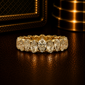 Anillo de Boda de Lujo de Oro de 14K con Diamantes de Laboratorio Corte Pera Brillantes y Engaste Compartido, Anillo de Compromiso, Joyería - Product Image 1