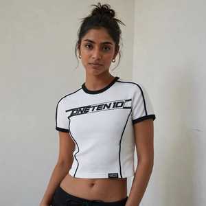 Oneten Apparels T-shirt court blanc à manches courtes pour femme avec bordure noire et imprimé lettres, style sportif, pour l'été - Product Image 4