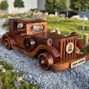 Voiture en bois vintage antique faite à la main, jouet éducatif Montessori, jouets sains pour enfants de 2 à 4 ans, fabriqué au Vietnam - Product Image 1