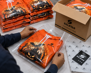 Sudadera con Capucha Personalizada para Mujer y Hombre, con Borde Crudo, Unisex, Etiqueta Personalizada, Estilo Gótico para Fiesta de Halloween - Product Image 5