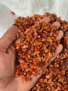 หินคริสตัลธรรมชาติขัดเงาขนาด 3-5 มม. ขายส่ง หินบำบัดแบบเป็นชิ้นสีเขียว น้ำเงิน ขาว สำหรับตกแต่งบ้านและเทศกาลต่างๆ - Product Image 5