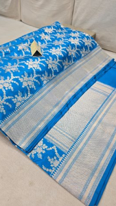 Sari en soie tissé à la main avec pièce de tissu pour la blouse - Product Image 3