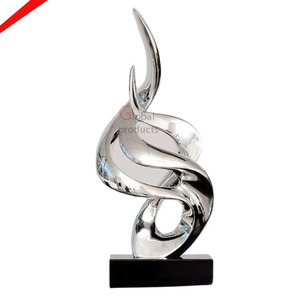 Sculpture décorative moderne en aluminium doré en forme de girafe pour centre de table, décoration d'intérieur, pièce maîtresse - Product Image 4