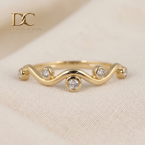 แหวนทองคำแท้ 14KT สีเหลือง ประดับเพชรเพาะเลี้ยงสำหรับผู้หญิง เครื่องประดับหรูหราทันสมัย งานแฮนด์เมด ผลิตตามสั่ง - Product Image 2
