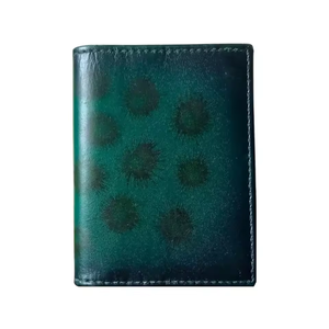 Tarjetero Plegable de Cuero Genuino Verde con Ventana para Identificación, Tamaño Personalizado, Hecho en Pakistán AI-LCH-0005 - Product Image 1
