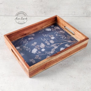 Bandeja de Servir de Madera de Lujo con Base con Estampado Floral para una Decoración de Mesa Elegante y Entretenimiento Versátil en el Hogar - Product Image 1