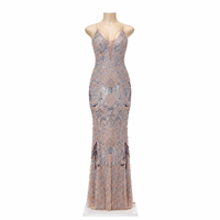 Robe de soirée sirène luxueuse moderne en sequins brodés couleur nude naturel |   Bretelles spaghetti |   Col en V |   Robe longue dos nu |   Polyester