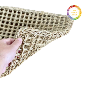 Tapis traditionnel vietnamien en jonc de mer, tissé à la main avec expertise à partir d'herbe côtière séchée au soleil, pour une sensation douce et une structure compacte, en gros. - Product Image 6