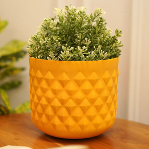 Maceta Metálica de Interior con Textura de Piña, Moderna, para Sala de Estar, Balcón u Oficina, Color Amarillo Mango - Product Image 5