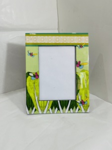 Boîte de rangement pour bijoux en émail faite à la main de qualité export avec finition de luxe pour objets de collection et emballage cadeau à vendre - Product Image 3