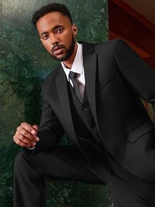 Traje de esmoquin negro de 3 piezas para hombre, con chaleco y pantalón, corte ajustado, antiarrugas, estilo británico, ideal para negocios y bodas. - Product Image 4