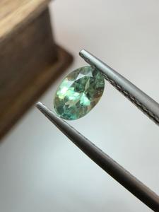 Piedra Preciosa de Alejandrita Suelta, Corte Ovalado, Verde Azulado, Facetada, Piedra Rara de Colección, para Joyería Fina, Piedra Natural que Cambia de Color - Product Image 5