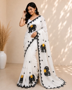 Sari de Algodón Blanco con Estampado de Elefantes Negros y Detalles Amarillos, Vestido Tradicional Indio para Mujer, Estilo Casual, Largo hasta el Suelo, Estilo Bollywood - Product Image 1