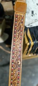 Bolso Bandolera de Cuero Genuino Premium con Borlas, Estilo Vintage, para Mujer, con Cierre - Product Image 4