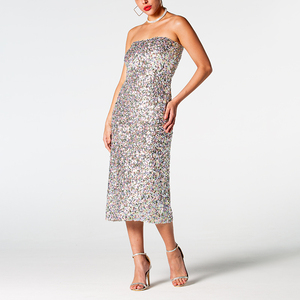 Vestido de Noche Elegante sin Tirantes con Lentejuelas, Estilo Tubo, Hasta la Rodilla, con Brillo, Diseño Sólido, Tela Satén - Product Image 6