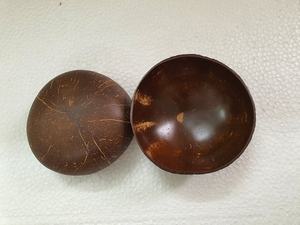 Prix de gros – Vaisselle écologique de haute qualité, très demandée : Ensembles de bols en noix de coco naturelle polie et couverts, fabriqués au Vietnam - Product Image 3