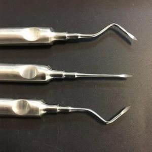 Juego de 3 Elevadores Dentales de Acero Inoxidable con Mango Hexagonal, Curvos, para Extracción de Raíces, Aprobados por la CE - Product Image 4