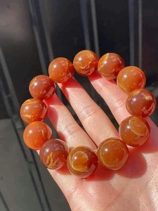 Premium Handmade Resin <b>Bracelet</b> with Abstract Artistic Design Stylish Women's Fashion Accessory for Global Market - Product Image 2