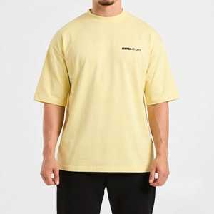 T-shirt basique pour homme à prix abordable, en coton extensible doux et respirant, à manches courtes et col rond, coupe ajustée, idéal pour l'été - Product Image 1
