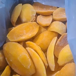 Frozen Mango <b>Dice</b> produced from ripe fruit material for bakery dessert processing and food manufacturing supply Vietnam - Product Image 2