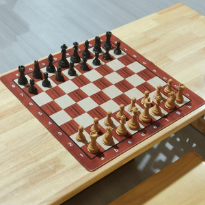 CHESS Ensemble d'échecs international classique personnalisé de grande taille, hauteur du roi 92 mm, pièces lestées en résine à grain de bois, artisanat en résine - Product Image 3