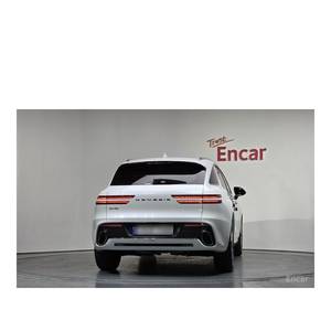 Genesis GV70 2.5T 2024, Gasolina, 2WD, Volante a la Izquierda, Caja de Cambios Automática, Asientos de Cuero, Cámara Trasera, Estándar de Emisiones Euro V, 28,133 km - Product Image 3