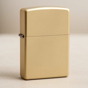 Proveedor Indio Vende Encendedor de Cigarros de Latón Recargable, Ecológico, Resistente al Viento, de Diseño Moderno y Hecho a Mano, de Alta Calidad y Lujo - Product Image 1