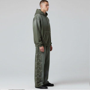 Ensemble de survêtement pour homme vert olive à capuche, sweat-shirt et pantalon à fermeture éclair intégrale avec motif étoile, coupe décontractée ample, 100 % coton - Product Image 1
