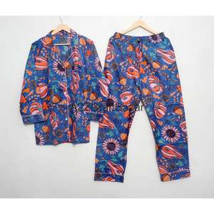 Conjunto de Pijama de 2 Piezas para Mujer, Hecho a Mano, de Lujo, Vintage, Romántico, Clásico, Floral, Otoñal, 100% Algodón, Suave, Liso, Transpirable y de Secado Rápido - Product Image 3