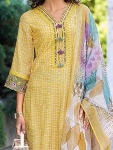 Women's Straight <b>Linen</b> Floral Embroidered Kurta Pant with Dupatta Set - Product Image 2