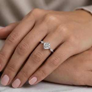 Sparkly 1CT Cushion Cut Moissanite Three Stone Ring Original 925 <b>Silver</b> Birthdays Anniversary Party Gift For Friends - Product Image 2