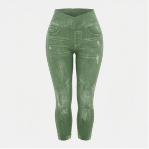 Pantalon de yoga vert taille haute avec poches, longueur mollet, en coton et élasthanne, extensible dans les quatre sens, couleur unie, taille élastique - Product Image 1