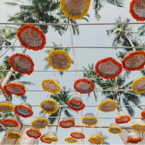 ตะกร้าไม้สานอินเดียขายส่ง ตกแต่งบ้านสำหรับงานแต่งงาน ตกแต่งแขวนผนังสำหรับงานแต่งงาน ตกแต่งด้วยดอกดาวเรือง สำหรับงานฮัลดี เมห์นดี และตกแต่งเวที - Product Image 1