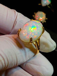 Anillo de Ópalo Blanco Ovalado, Chapado en Oro, Ajustable, Hecho a Mano, Joyería con Aspecto de Ópalo para Mujer, Venta al Por Mayor - Product Image 3