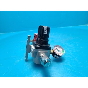 SMC VHS30-N03-Z+AR30-N03-YZ ใช้เป็นอะไหล่อุปกรณ์เซมิคอนดักเตอร์แบบมือสอง - Product Image 3