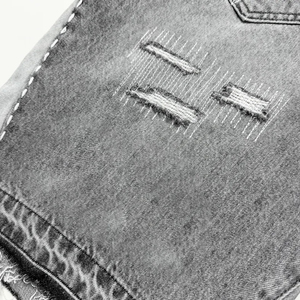 กางเกงยีนส์ขาสั้นพิมพ์ลายสไตล์สตรีทลำลองสำหรับผู้ชาย กางเกงยีนส์ขาสั้นลายกราฟิกพร้อมโลโก้สั่งทำ กางเกงยีนส์ขาสั้นทรงหลวมสำหรับผู้ชาย - Product Image 4