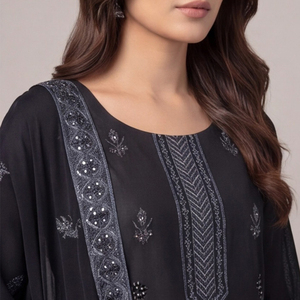 Ensemble trois pièces Shalwar Kameez en tissu lawn brodé pour femmes, collection été, vêtements ethniques, costume en lawn pour femmes en vente - Product Image 3