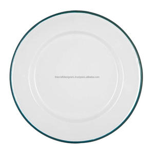 Assiettes de service en métal décoratives en émail blanc avec bord vert, fournitures pour hôtels, restaurants, cafés, vaisselle, impression de logo personnalisée - Product Image 3