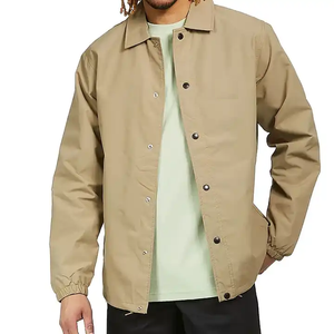 Veste Coach décontractée beige clair à boutons-pression, en tissu nylon léger, style streetwear décontracté pour le quotidien - Product Image 3