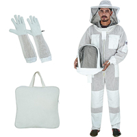 Combinaison de protection bien conçue pour l'apiculture, idéale pour l'inspection des ruches, la collecte du miel et les tâches pratiques de gestion d'apiculture