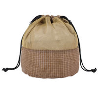 Sac à cordon en maille personnalisé 2026, organisateur d'équipement de camping en Ripstop, pochette de rangement extérieure respirante OEM, sac à cosmétiques, sac anti-poussière